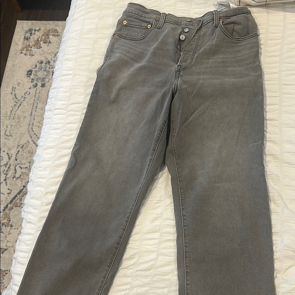 Levi’s Ribcage straight leg Gray Denim Jeans